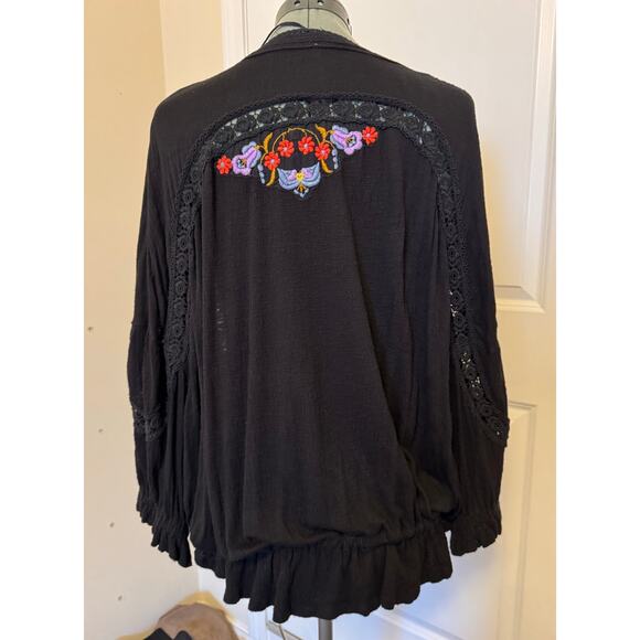 Free People Serafina Boho Embroidered Crochet Black Colorful Top Medium - Picture 8 of 9